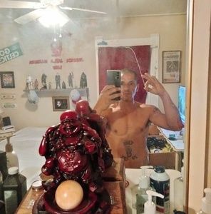 Meet your Posher, Luis